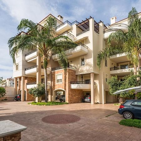 Luxury Coastal Retreat, Mountain View Balcony With Palm Trees & Parking Apartment Chania  Bagian luar foto